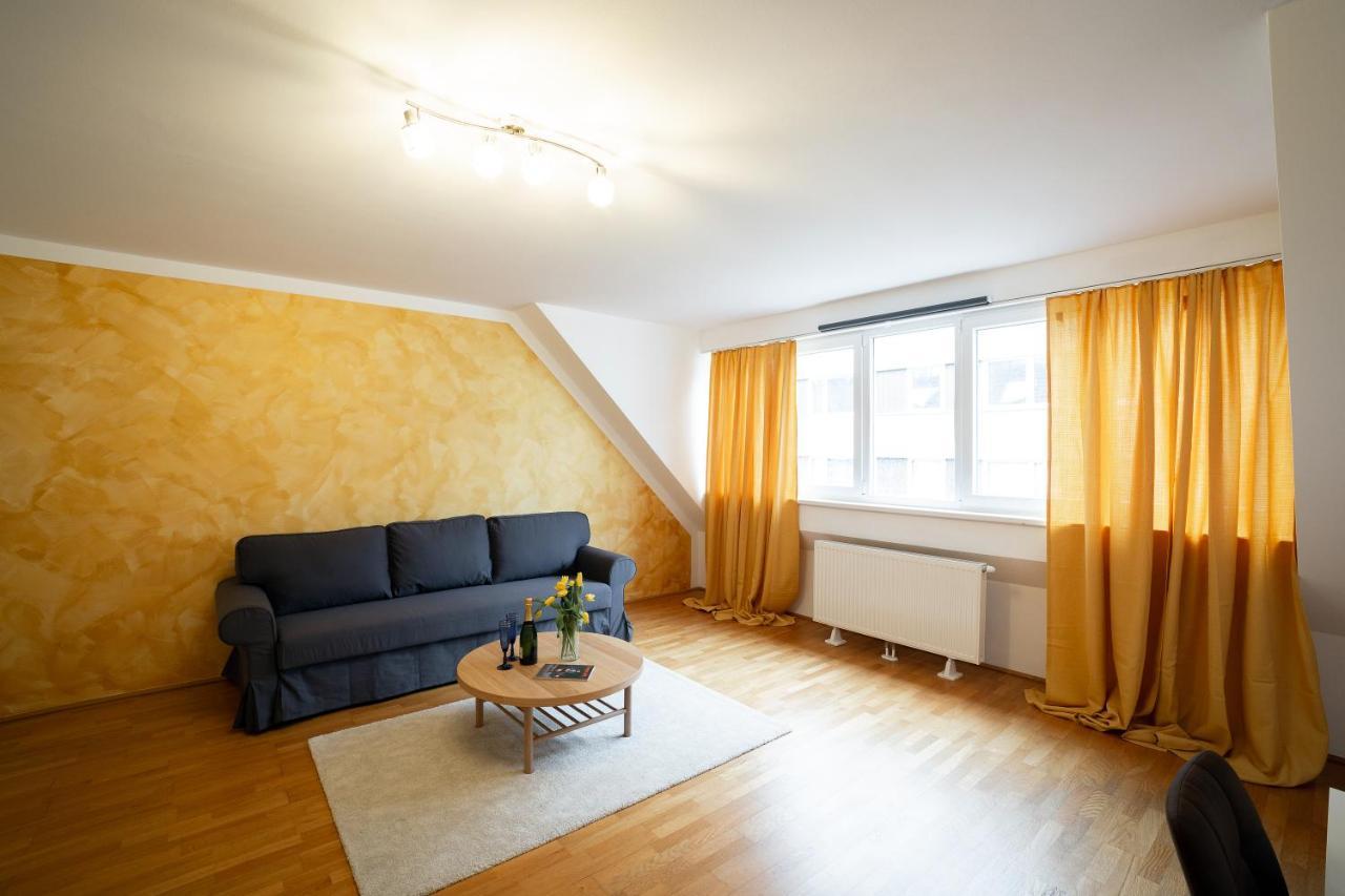 Premium 80 M2 Rooftop Apartment - 5 Min To Center Wina Bagian luar foto