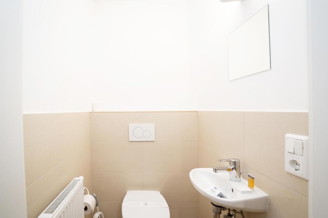 Premium 80 M2 Rooftop Apartment - 5 Min To Center Wina Bagian luar foto